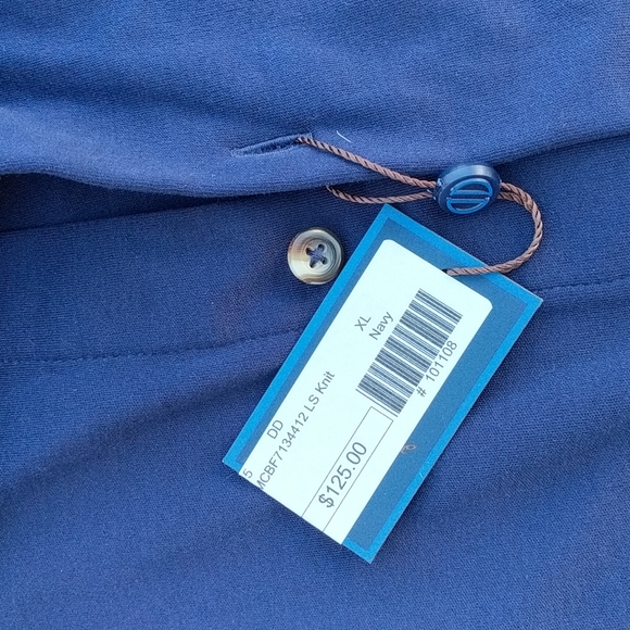 David Donahue Long Sleeve Knit Straight Hem Shirt - Picture 4 of 11